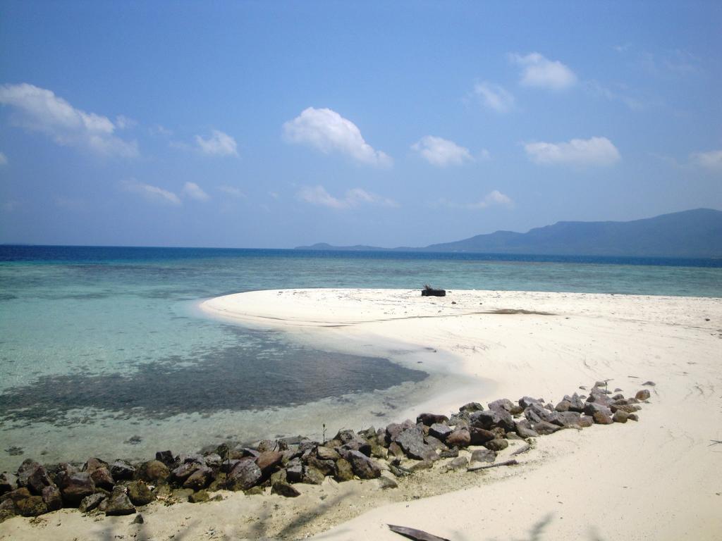 Menjangan Resort Karimunjawa Exterior foto
